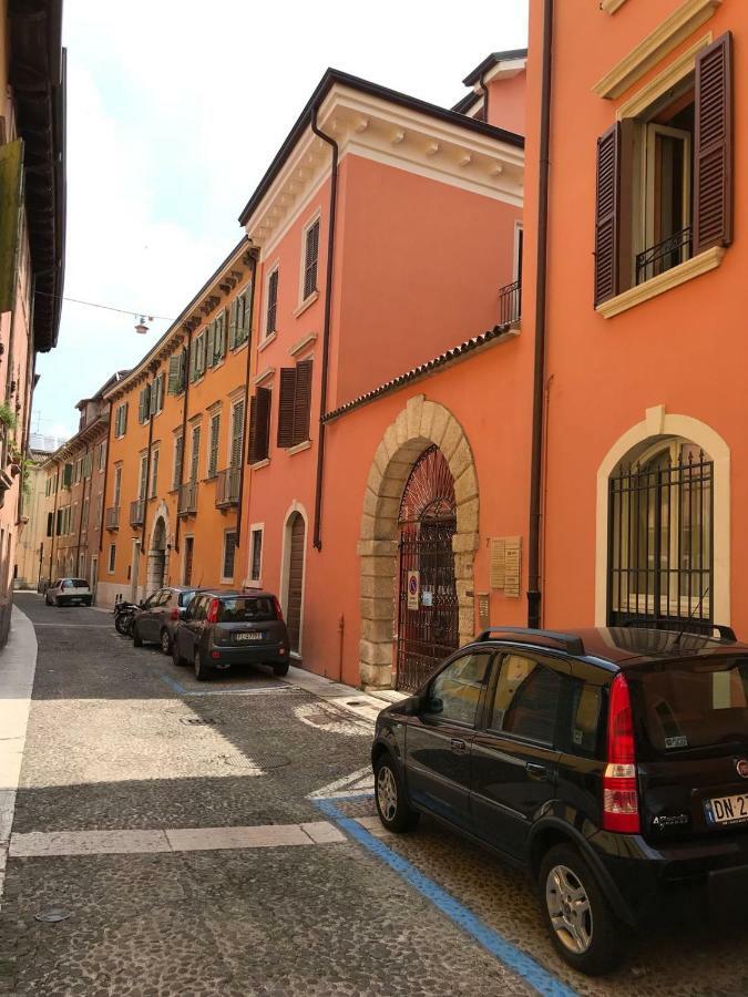 Verona'S Central Apartment Behind The Arena Exterior foto